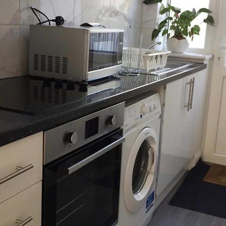 Quiet Studio By Lloyd Park Appartement South Norwood Buitenkant foto