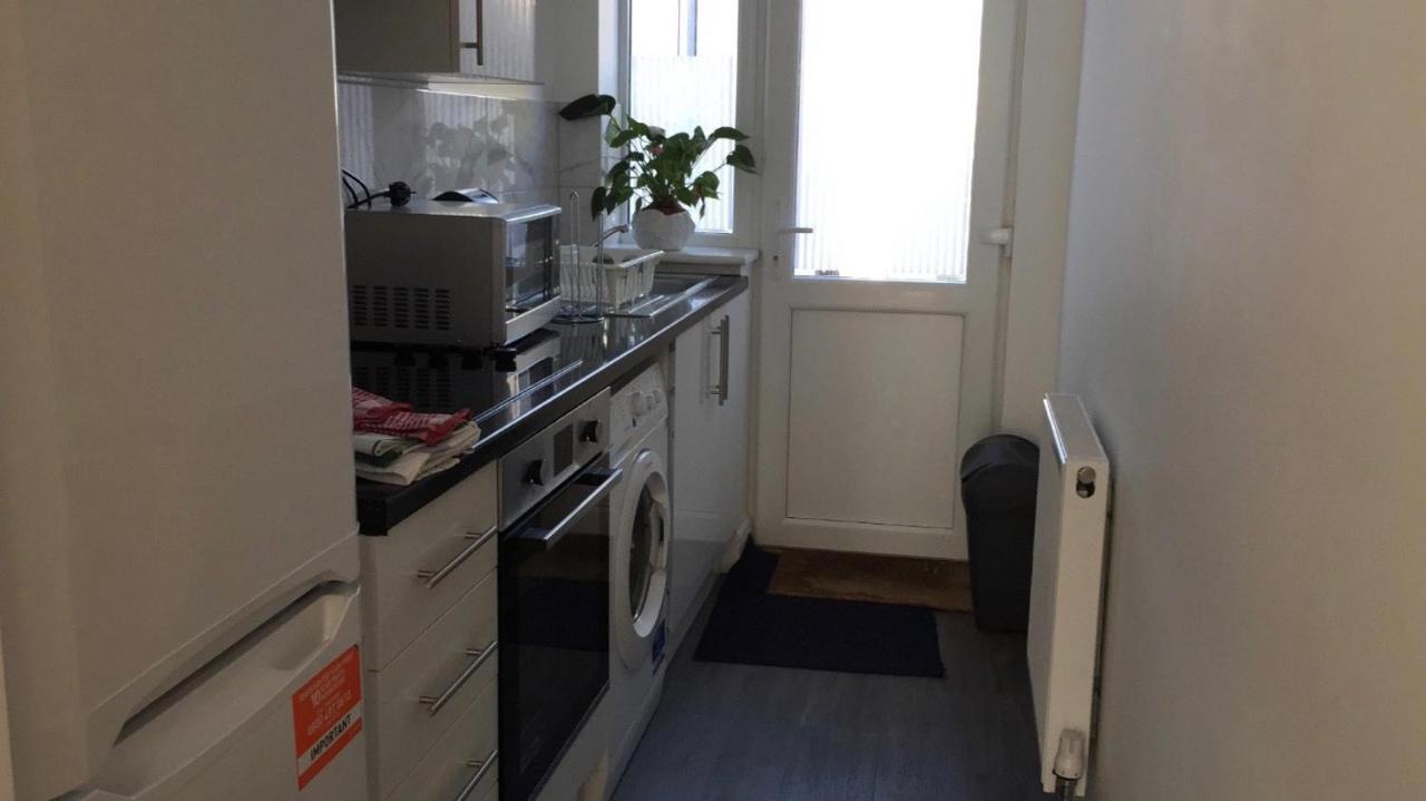 Quiet Studio By Lloyd Park Appartement South Norwood Buitenkant foto
