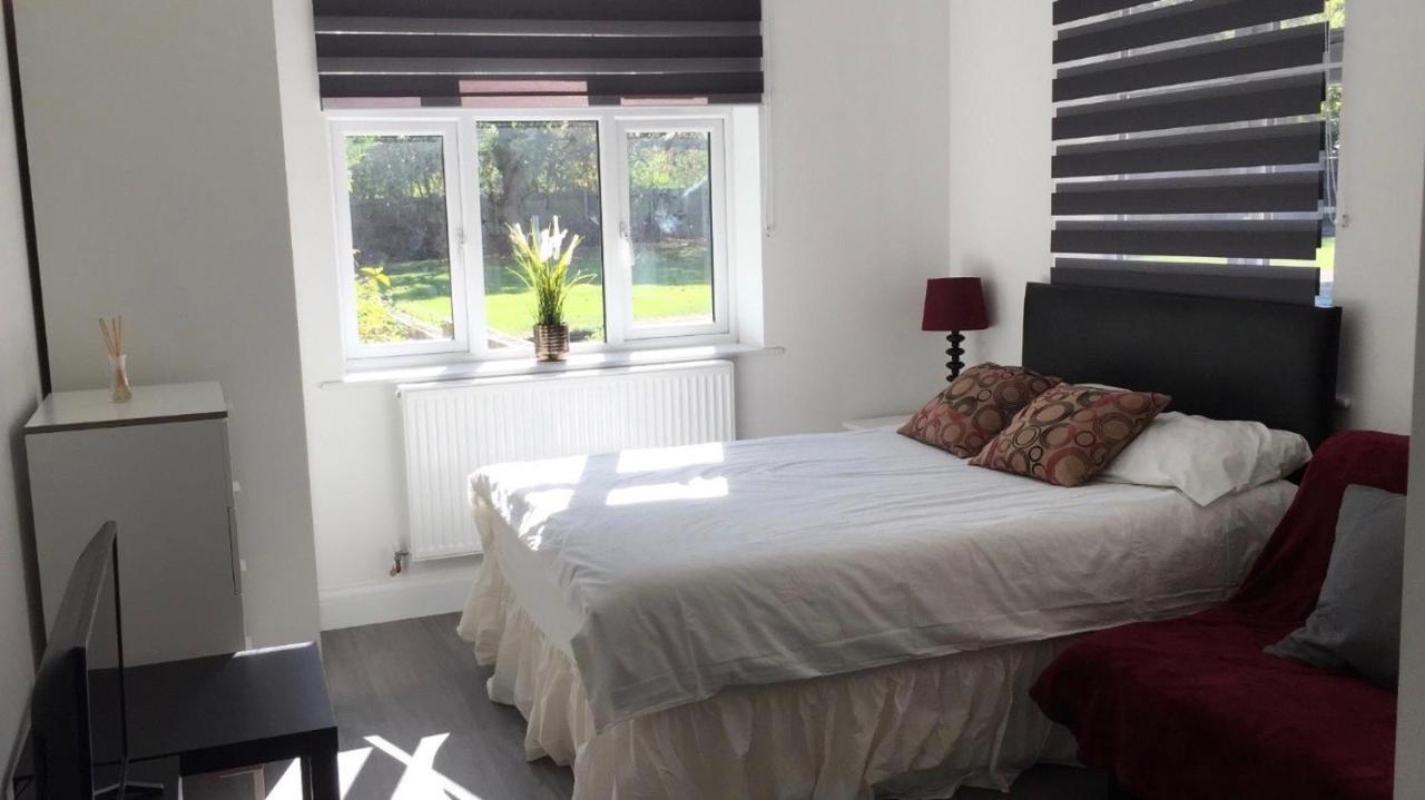 Quiet Studio By Lloyd Park Appartement South Norwood Buitenkant foto